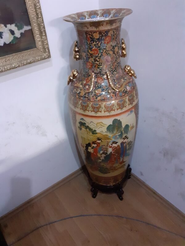 Chinese Vase Vintage